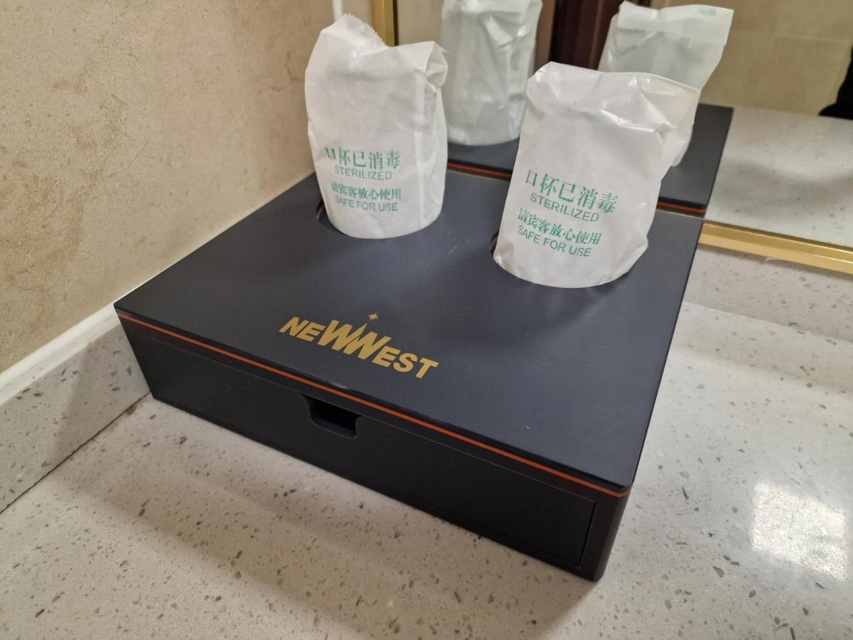 New West Hotel Oelan-bator Buitenkant foto