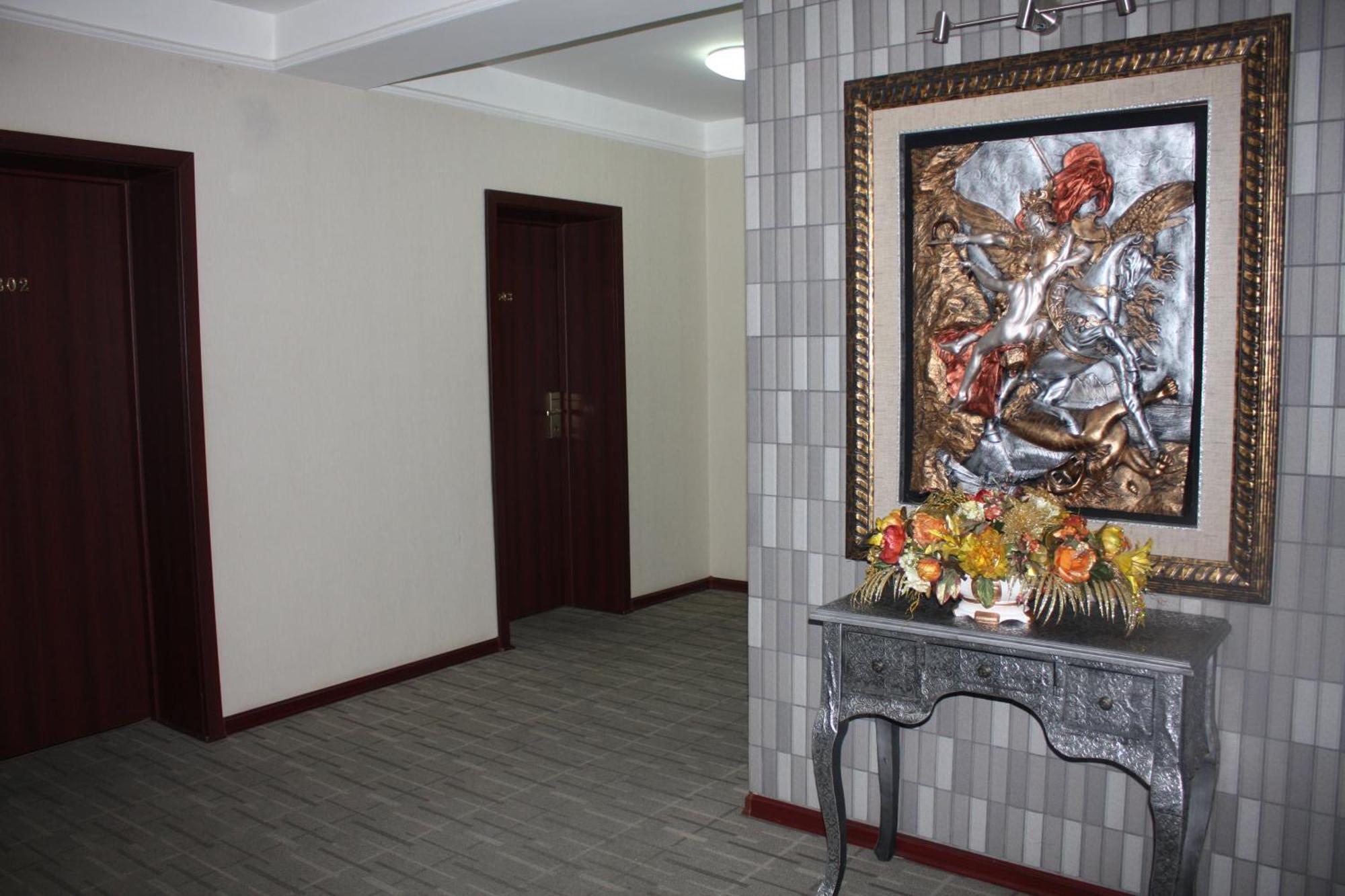 New West Hotel Oelan-bator Buitenkant foto