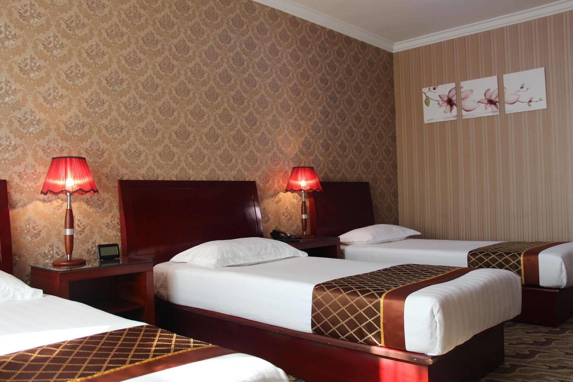 New West Hotel Oelan-bator Buitenkant foto