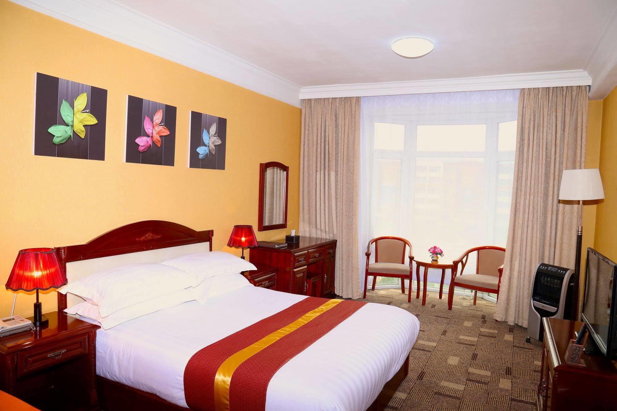 New West Hotel Oelan-bator Buitenkant foto